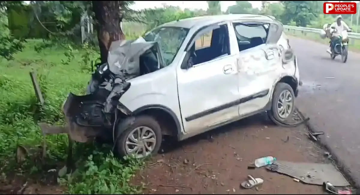 नागलवाड़ी दर्शन से लौट रहे यात्रियों की पेड़ से टकराई कार, 3 की मौत, 2 गंभीर रुप से घायल