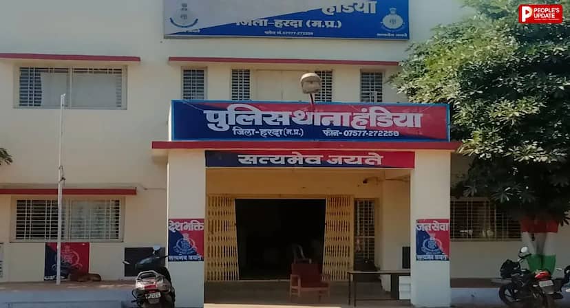 झोले में लेकर घूम रहा था नशे का सामान, पुलिस ने दबोचा तो हुआ खुलासा, किया गिरफ्तार