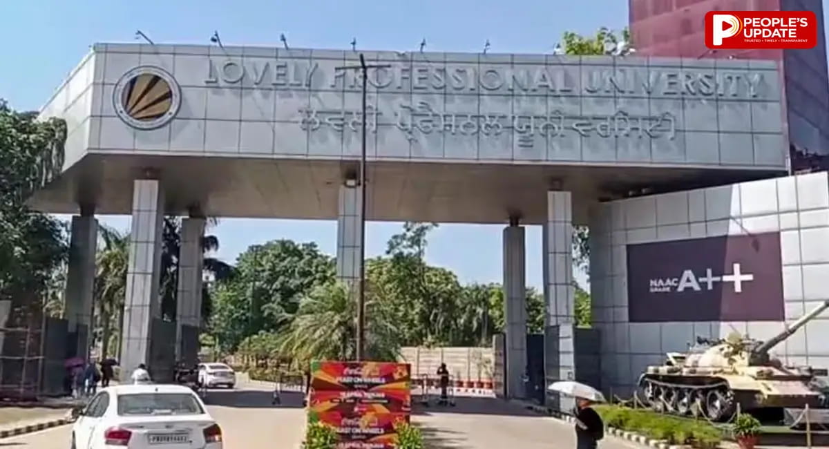 LPU रेप मामले में देर रात प्रदर्शन और तोड़फोड़, अब FIR दर्ज, वायरल वीडियो पर भी पुलिस की सफाई