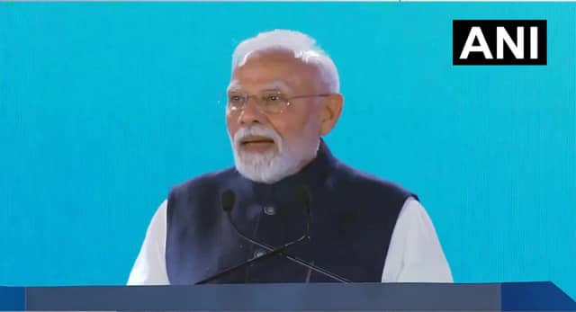 तकनीक, डेटा और ज्ञान ही आज की असली ताकत, भारत में पहली बार आयोजित ब्लूमबर्ग न्यू इकॉनमी फोरम में बोले पीएम मोदी