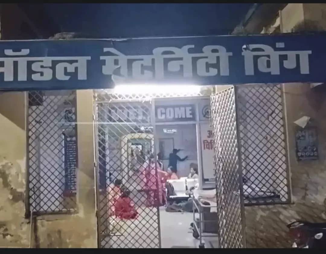 जिला अस्पताल के NICU की वॉर्मर मशीन में लगी आग, 3 नवजात झुलसे; एक मासूम की मौत