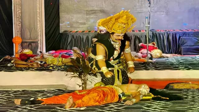 छिंदवाड़ा में श्रीरामलीला का मंचन जारी, चौदहवें दिन हनुमान जी के संजीवनी बूटी लाने की लीला का हुआ मंचन