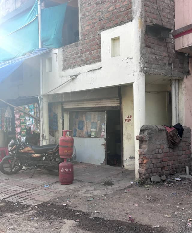 कालीबिल्लौद में धड़ल्ले से चल रही अवैध LPG रिफिलिंग का कारोबार