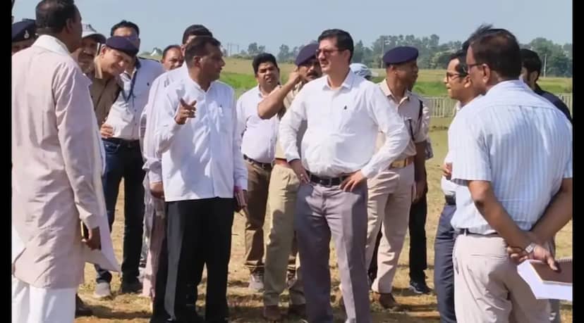 हरसूद में CM के दौरे की तैयारियां तेज, कलेक्टर ने सभा स्थल और रोड शो मार्ग का किया निरीक्षण
