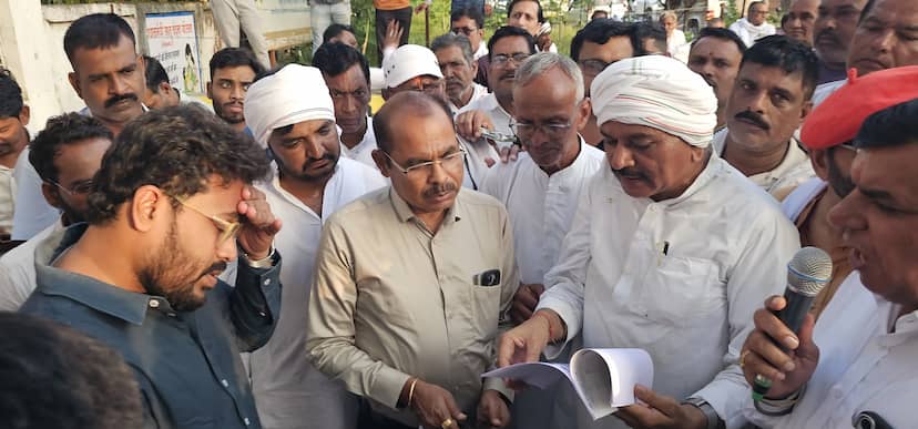 हरदा : दूसरे दिन मुख्यालय पहुंची पदयात्रा, विधायक ने उठाया सड़क का मुद्दा