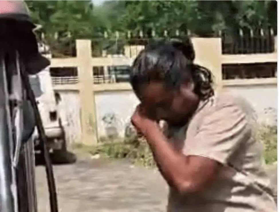सागर: जनसुनवाई में युवक ने खुद पर डाला पेट्रोल, जमीन की नपती नहीं होने से था परेशान