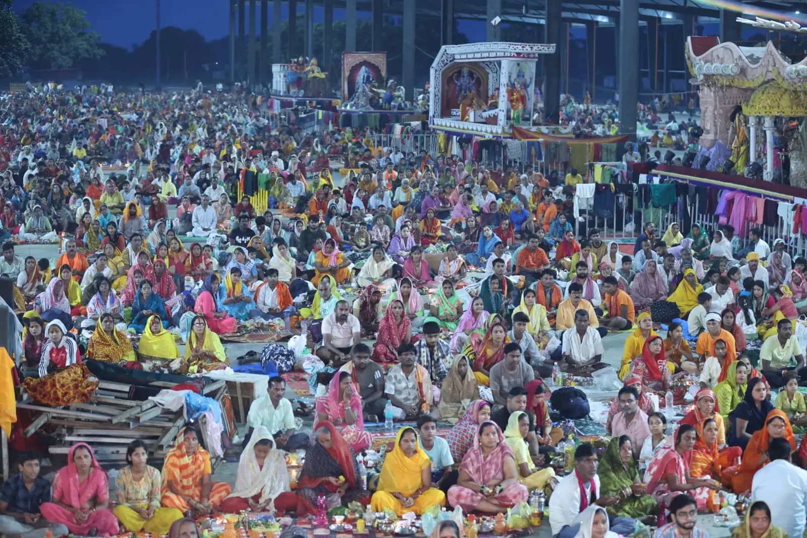 अमेरिका से जापान तक शिवभक्ति की लहर, सावन शिवरात्रि पर घर-घर हुआ भोलेनाथ का अभिषेक; 82 करोड़ भक्तो के जुड़ने का दावा