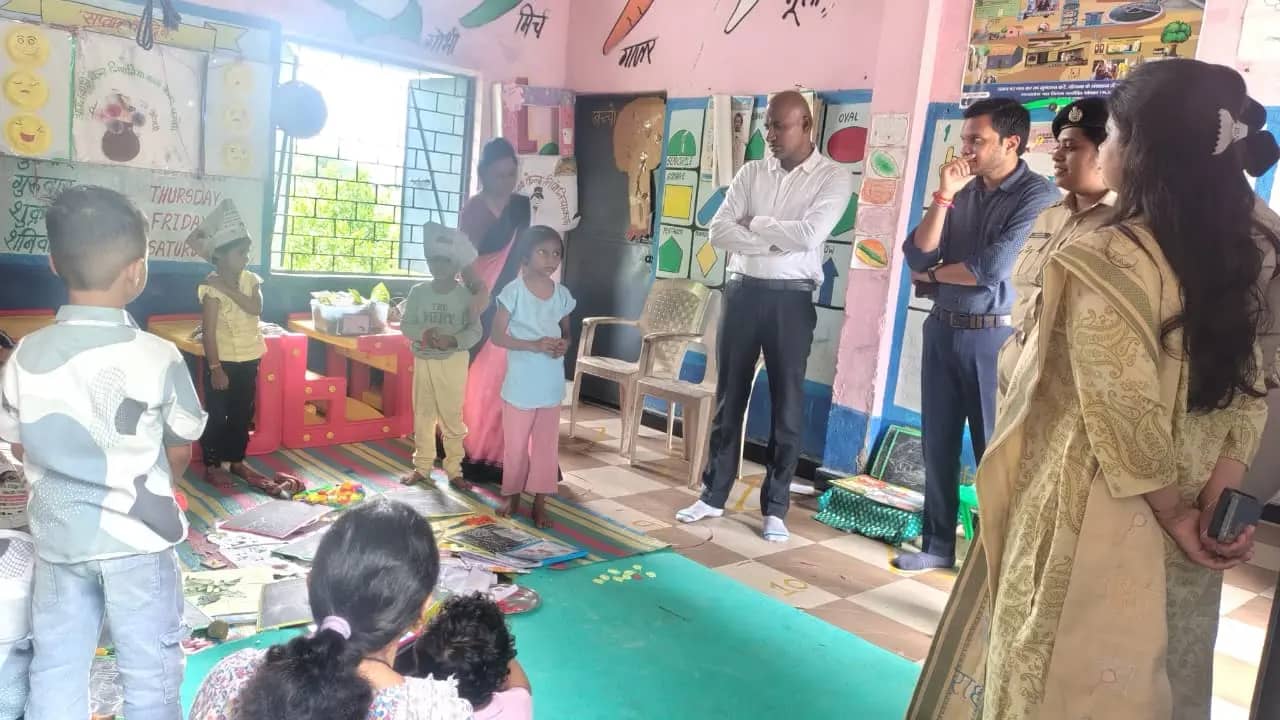 जनता के द्वार पहुंचा प्रशासन: जाजनखेड़ी-धामंदा में शिविर, कलेक्टर-एसपी ने सुनीं समस्याएं, अफसरों को दिए निर्देश