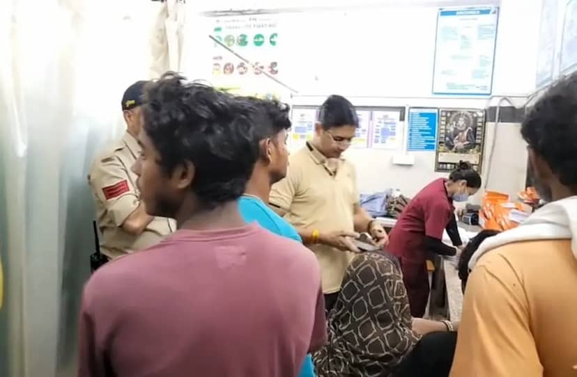 सीहोर में क्लोरीन गैस का कहर, लसुड़िया खास के फिल्टर प्लांट में रिसाव, एक दर्जन से ज्यादा ग्रामीण अस्पताल पहुंचे