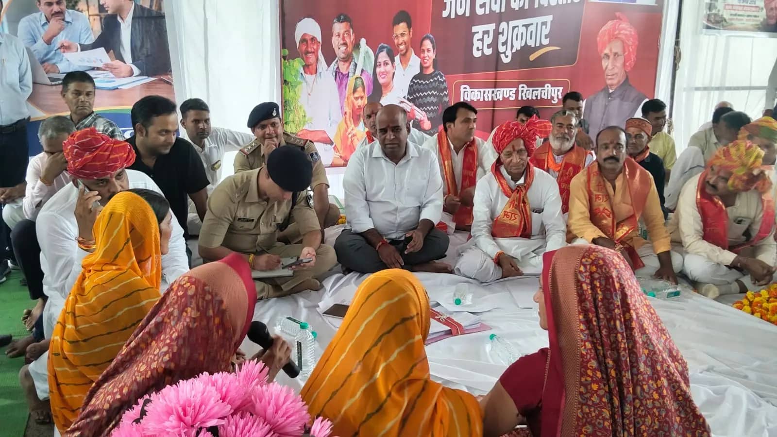 मुख्यमंत्री जन विश्वास अभियान: खिलचीपुर में 454 CM हेल्पलाइन शिकायतों का निराकरण, युवाओं और महिलाओं को भी मिला लाभ