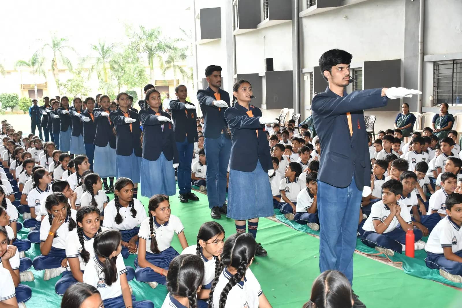 श्री ज्ञानरत्न अकादमी में छात्र संगठन शपथ ग्रहण समारोह संपन्न