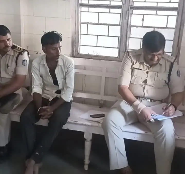 सिहोरा के घर में बंधे हाथों में मिला महिला का शव, हत्या का केस दर्ज, पोस्टमार्टम से खुलेगा राज