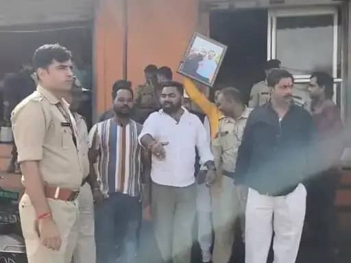 शहडोल में CM मोहन यादव ने बांटे 22.85 करोड़ रुपये के तेंदूपत्ता बोनस, विकास कार्यों पर भी बड़ा ऐलान