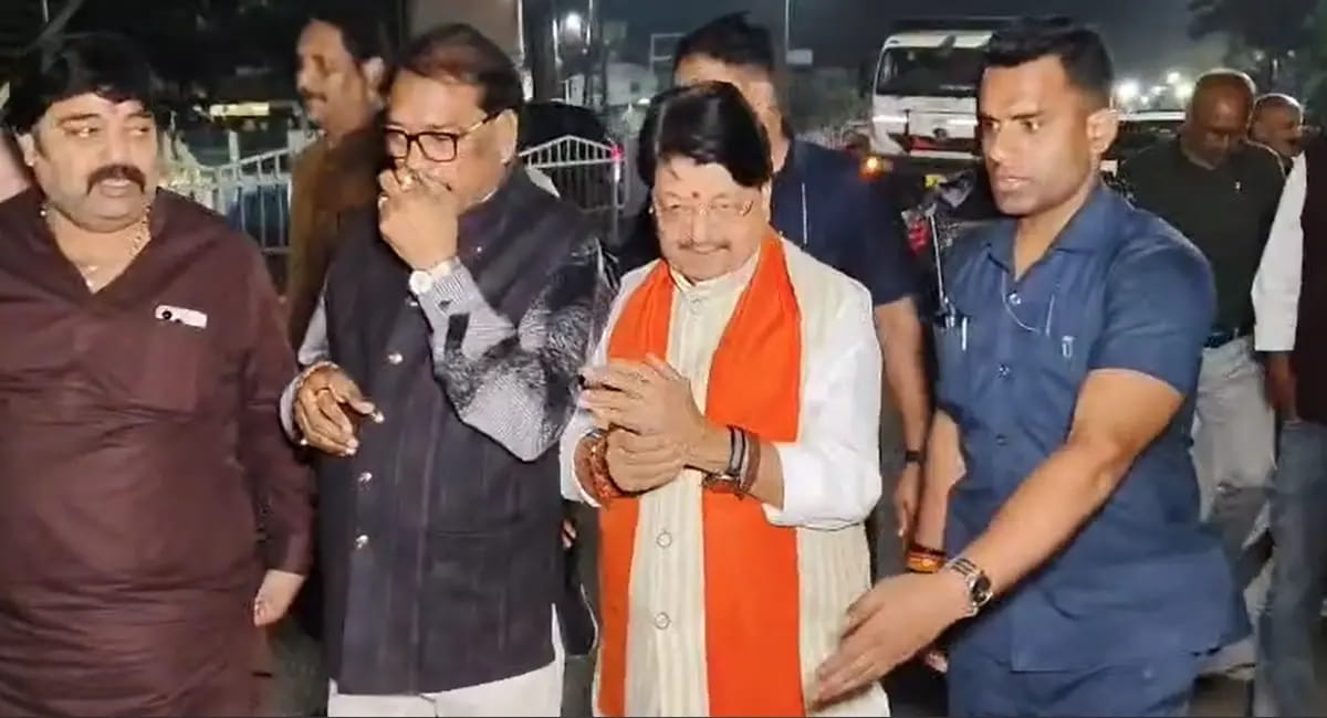 बिहार चुनाव में कैलाश विजयवर्गीय का 160 सीटें जीतने का दावा, राहुल गांधी पर तंज – मुह छिपाने विदेश जाएंगे