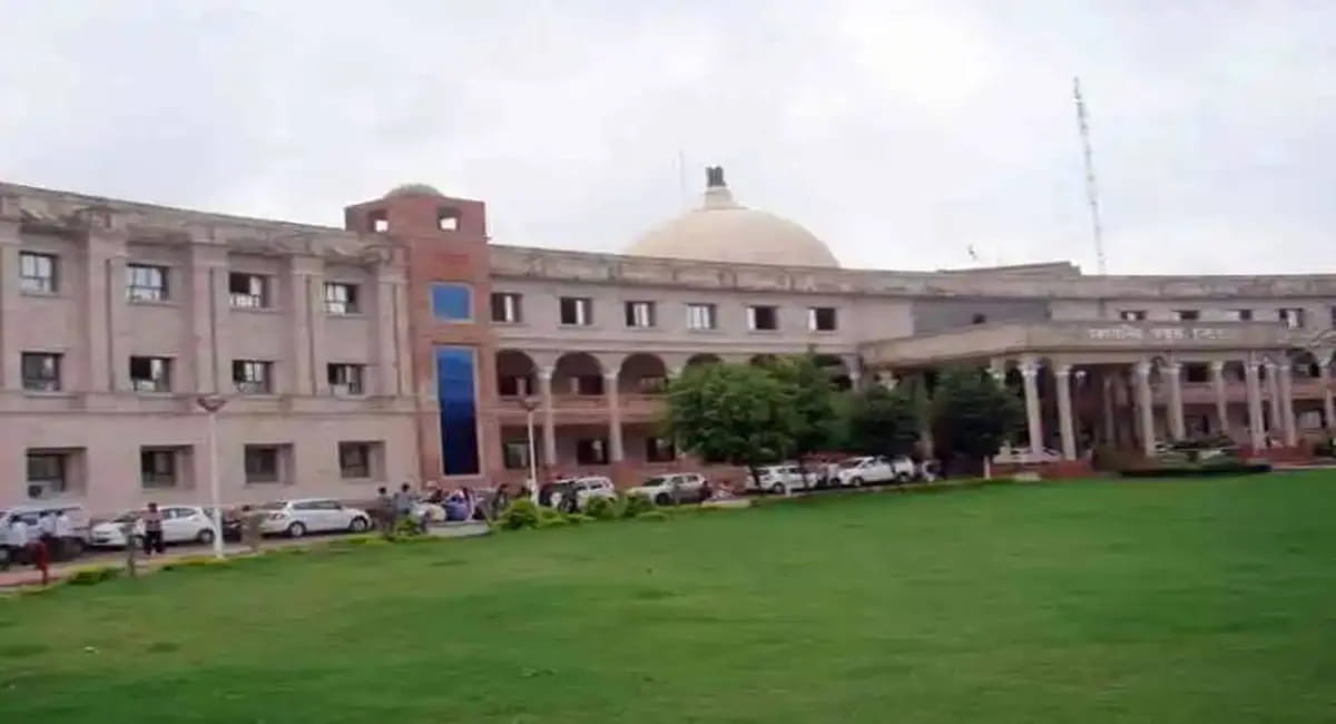 इंदौर में स्कूल शिक्षा विभाग में 2.87 करोड़ का घोटाला, 5 निलंबित