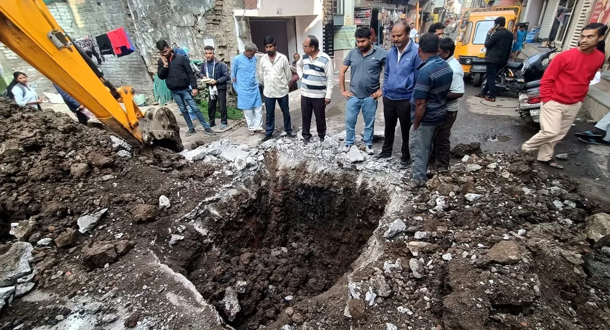 पोस्टमार्टम रिपोर्ट आई सामने , पेट में मिला पीला द्रव, मौत का कारण अब भी रहस्य