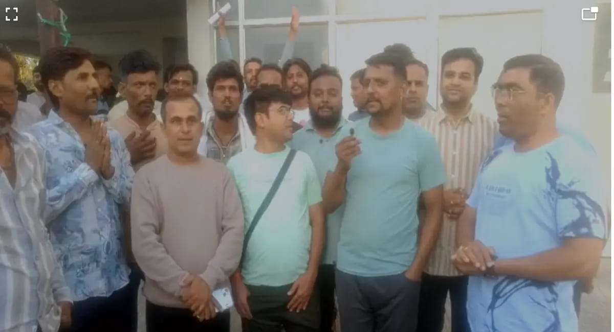 मेडिकल सर्टिफिकेट के लिए रातभर लाइन में श्रद्धालु