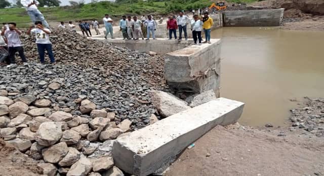 सज्जन वर्मा ने सिलावट पर साधा निशाना