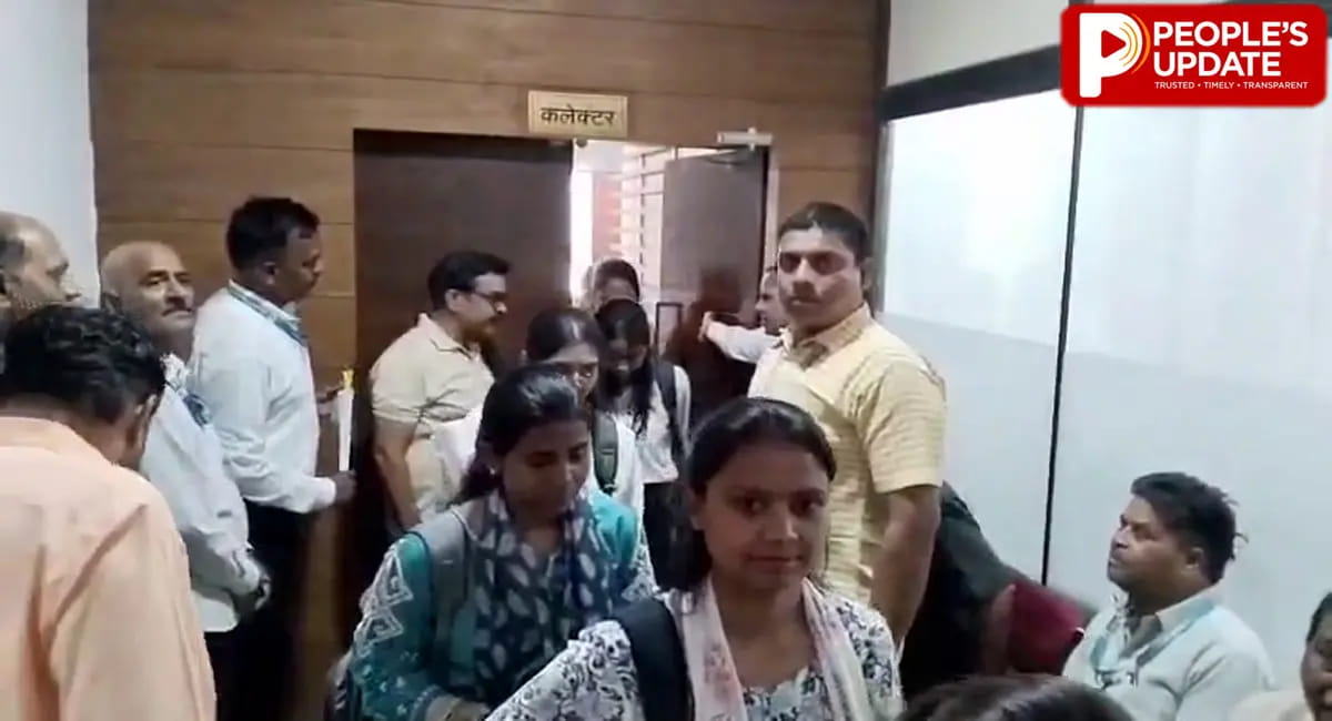 छात्राओं ने कलेक्टर से लगाई सुरक्षा की गुहार
