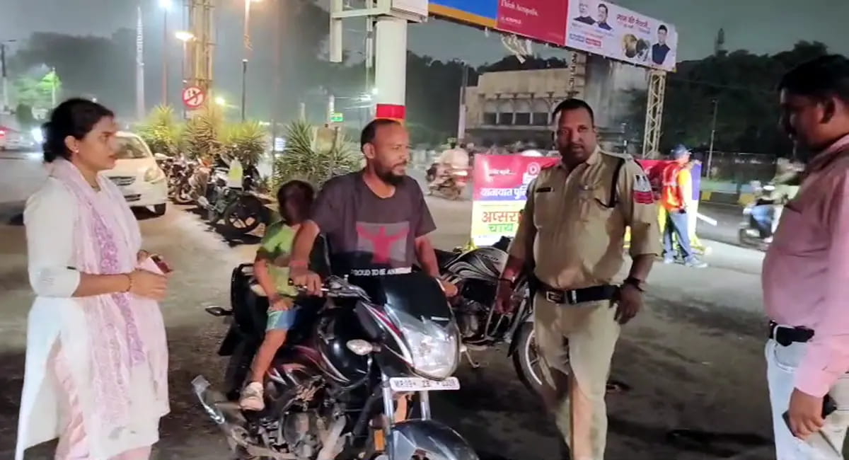 राखी से पहले पुलिस का नायाब तोहफा:आधी रात सड़क पर फंसी बहन की ऐसे की मदद