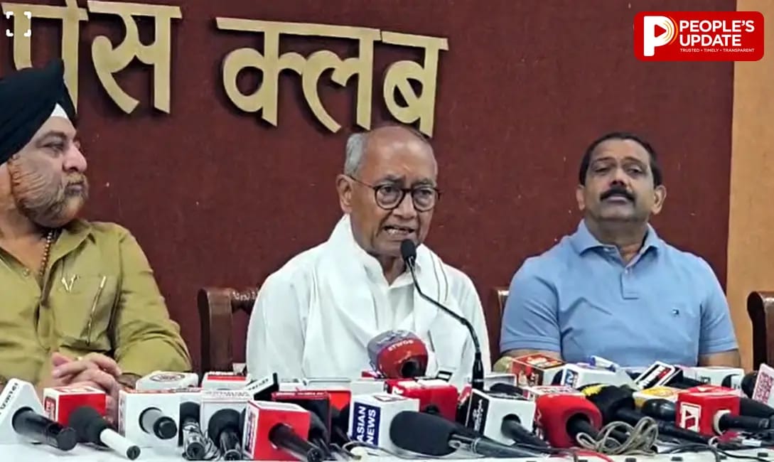 इंदौर में दिग्विजय सिंह का बड़ा बयान: हिंदुत्व का सनातन से कोई लेना-देना नहीं
