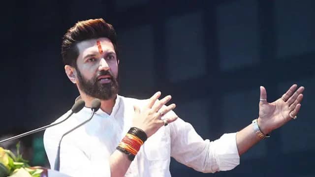 संसद के आखिरी दिन हंगामा, विपक्ष पर बरसे चिराग पासवान, राहुल गांधी पर भी साधा निशाना