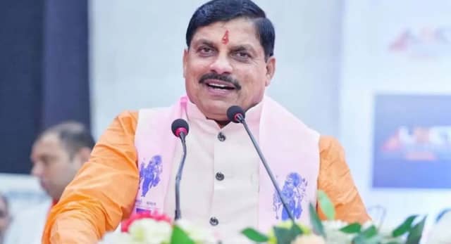 मुख्यमंत्री डॉ. मोहन यादव ने 17,500 किसानों के खातों में ट्रांसफर किए 20.06 करोड़ रुपए, बाढ़ पीड़ितो को मिली राहत