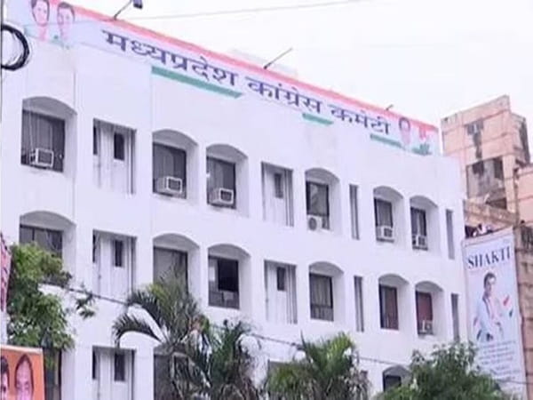 कांग्रेस प्रदेश संगठन ने 6 वर्तमान और 8 पूर्व विधायकों को सौंपी जिलों की कमान, 21 जिलाध्यक्षों पर फिर जताया भरोसा