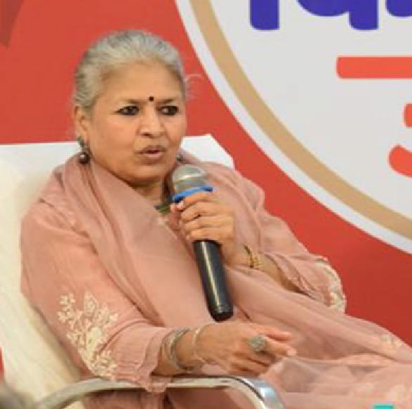 अजन्मे बच्चे से बिलगाव ने लिखने को मजबूर किया...दर्द से जन्मी है आत्मकथा यूं गुजरी है अब तलकः सीमा कपूर