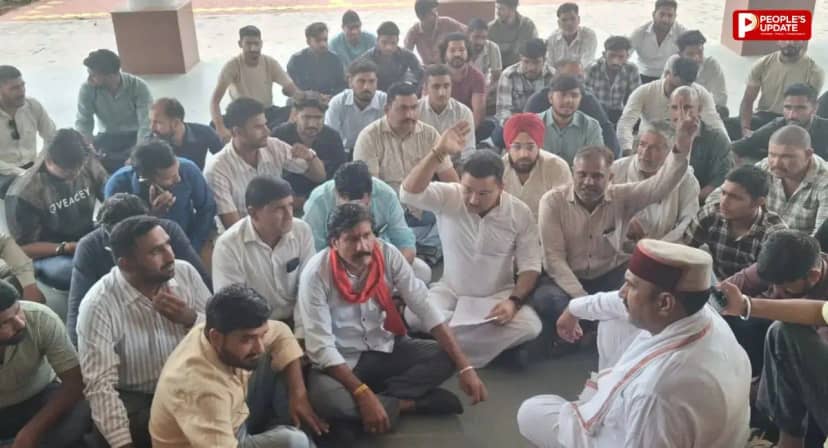 सीहोर में सड़क के गड्ढे ने ली गर्भवती की जान, सकल समाज ने मांगा मुआवजा और पति को सरकारी नौकरी