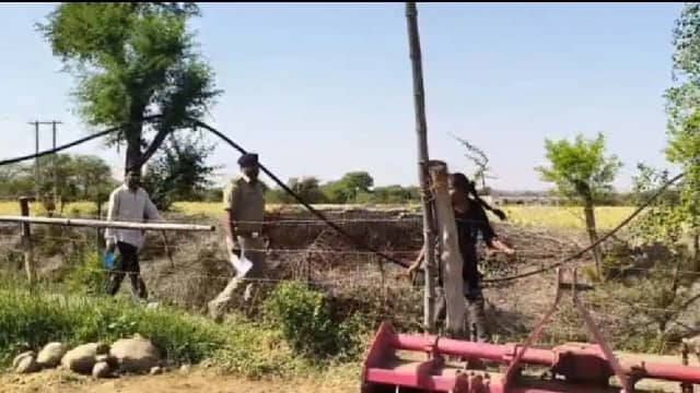 सागर में हादसा : पति के महीनों घर नहीं आने से परेशान पत्नी ने 4 बेटियों को कुआं में फेंककर लगाई फांसी