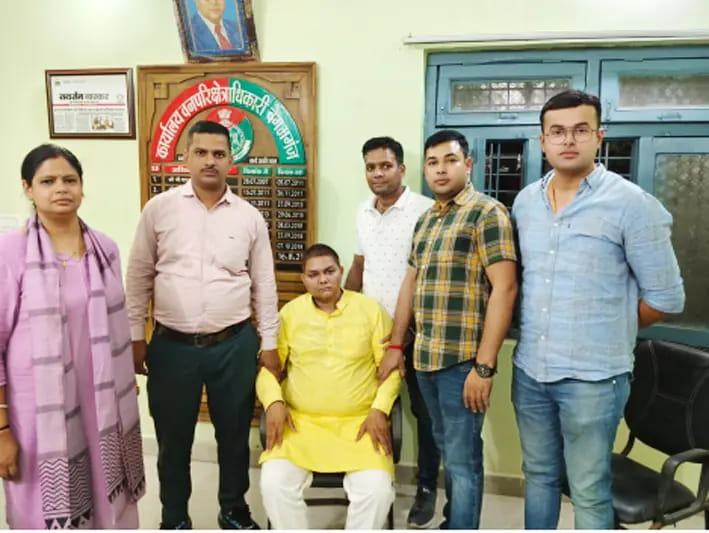 फर्नीचर बिल पास करने के बदले 5 हजार की रिश्वत लेते बेगमगंज के रेंजर अरविंद अहिरवार गिरफ्तार
