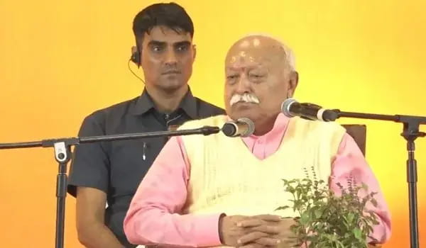 डॉ. मोहन भागवत बोले-4 प्रतिशत लोग दुनिया के 80 प्रतिशत संसाधनों का उपयोग कर रहे