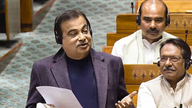 नितिन गडकरी बोले-केंद्र सरकार राज्यों को देगी एंबुलेंस, लेकिन शर्त यह है कि....