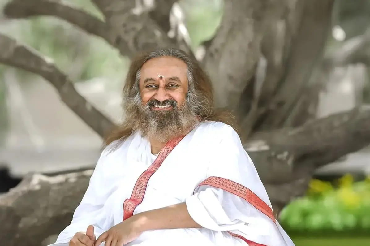 श्री श्री रवि शंकर ने कहा- शांत मन ही सृजनशील हो सकता है