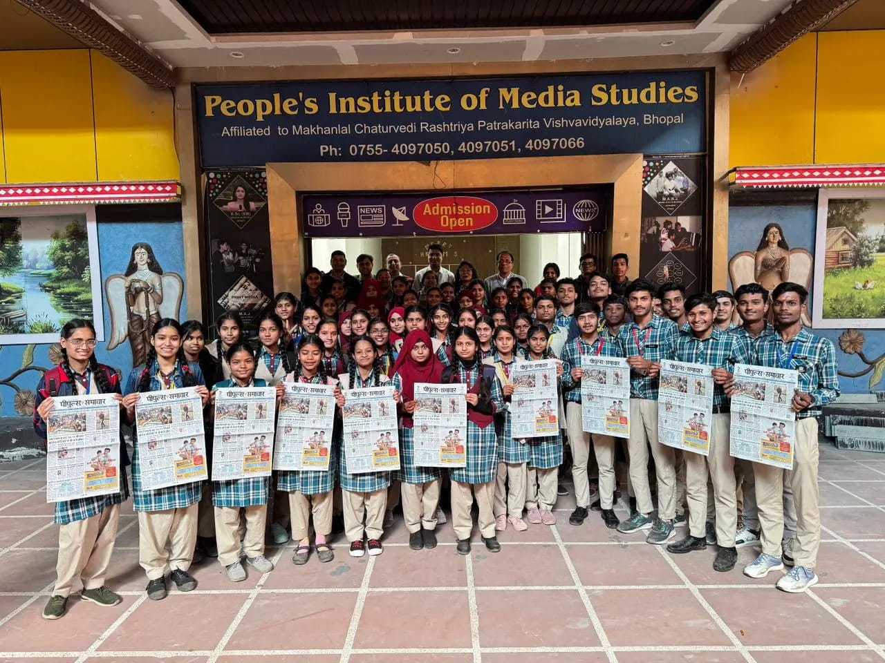 सांदीपनि स्कूल के छात्र पहुंचे पीपुल्स इंस्टीट्यूट ऑफ मीडिया स्टडीज, करीब से जानी खबरों की दुनिया