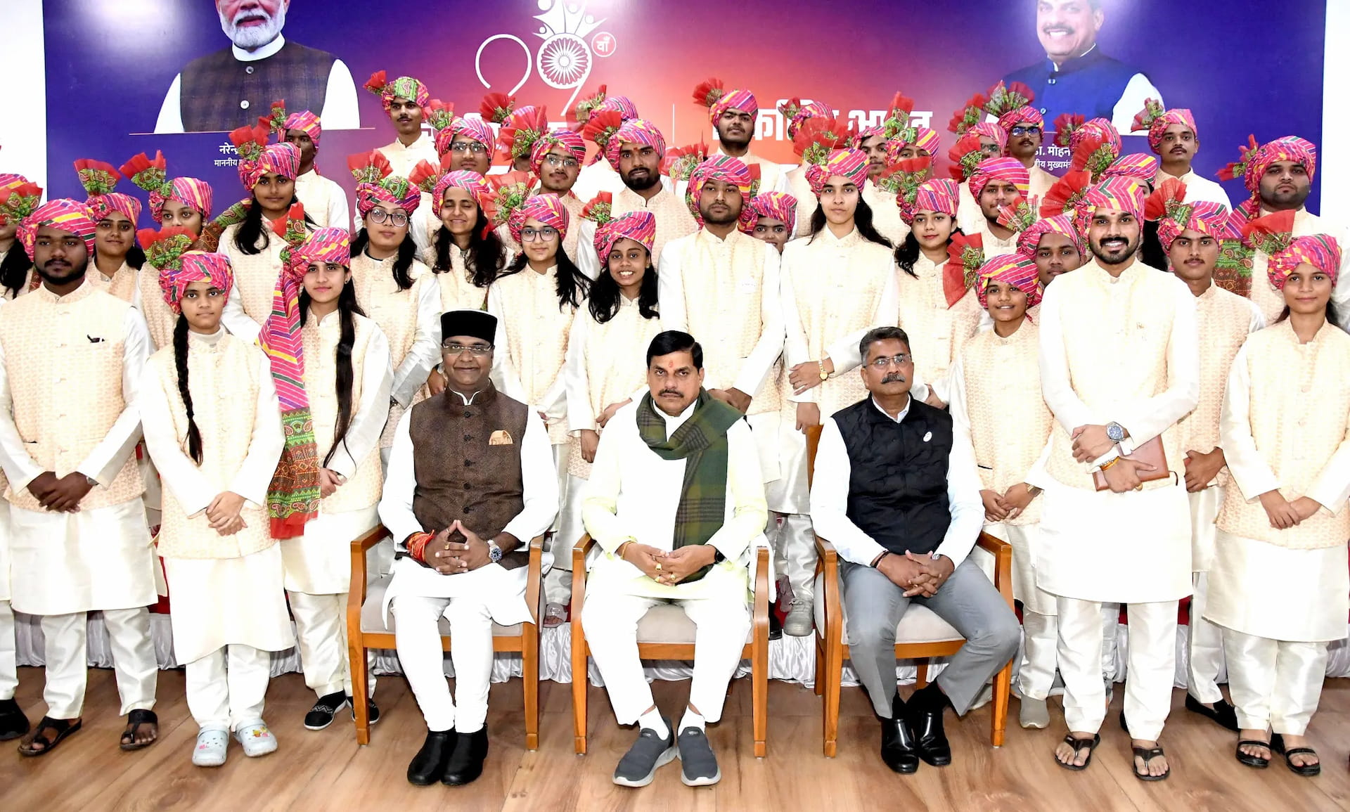 सीएम डॉ. यादव बोले-क्लास और सिलेबस के अलावा भी बहुत कुछ सीखना होता है