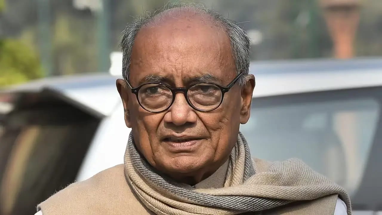 दिग्विजय सिंह ने कहा- ये मेरे बचपन का शहर, हाईकोर्ट के सिटिंग जज मौतों के मामले की जांच करें