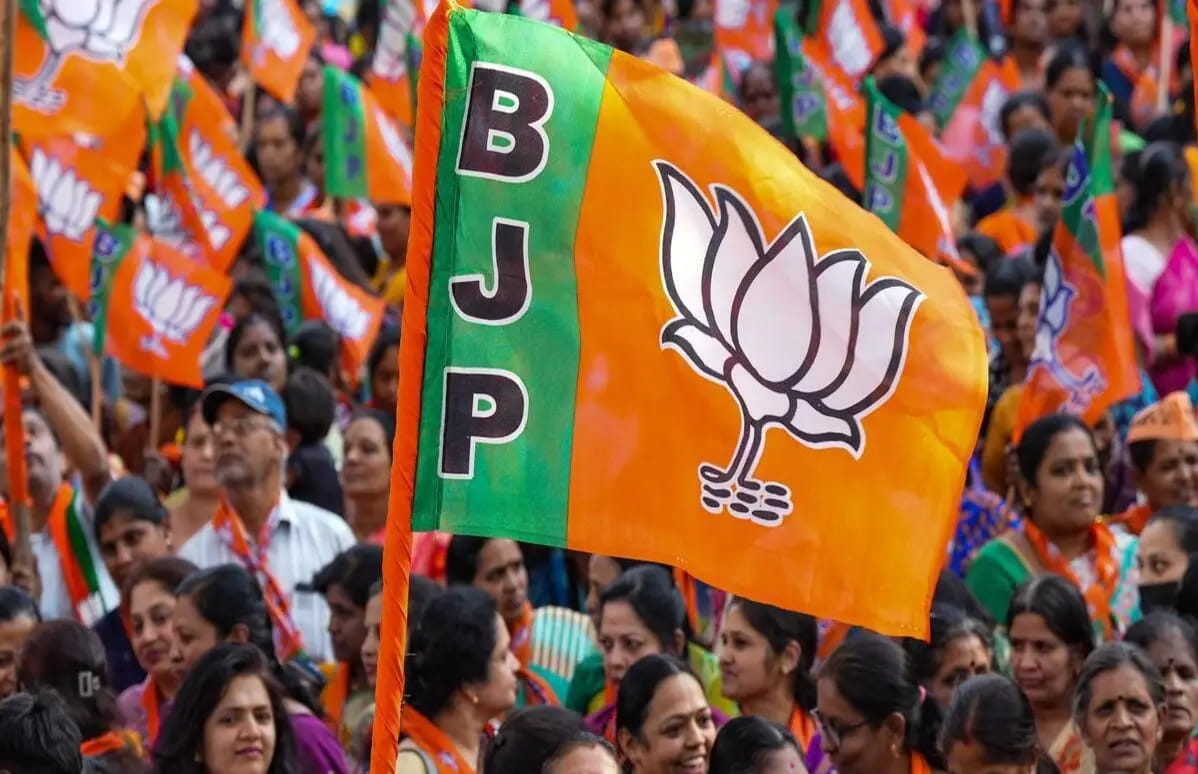 मुंबई के बाद अब नागपुर में खलबली, स्थानीय नेताओं ने किया विद्रोह तो BJP ने किया 6 साल के लिए सस्पेंड