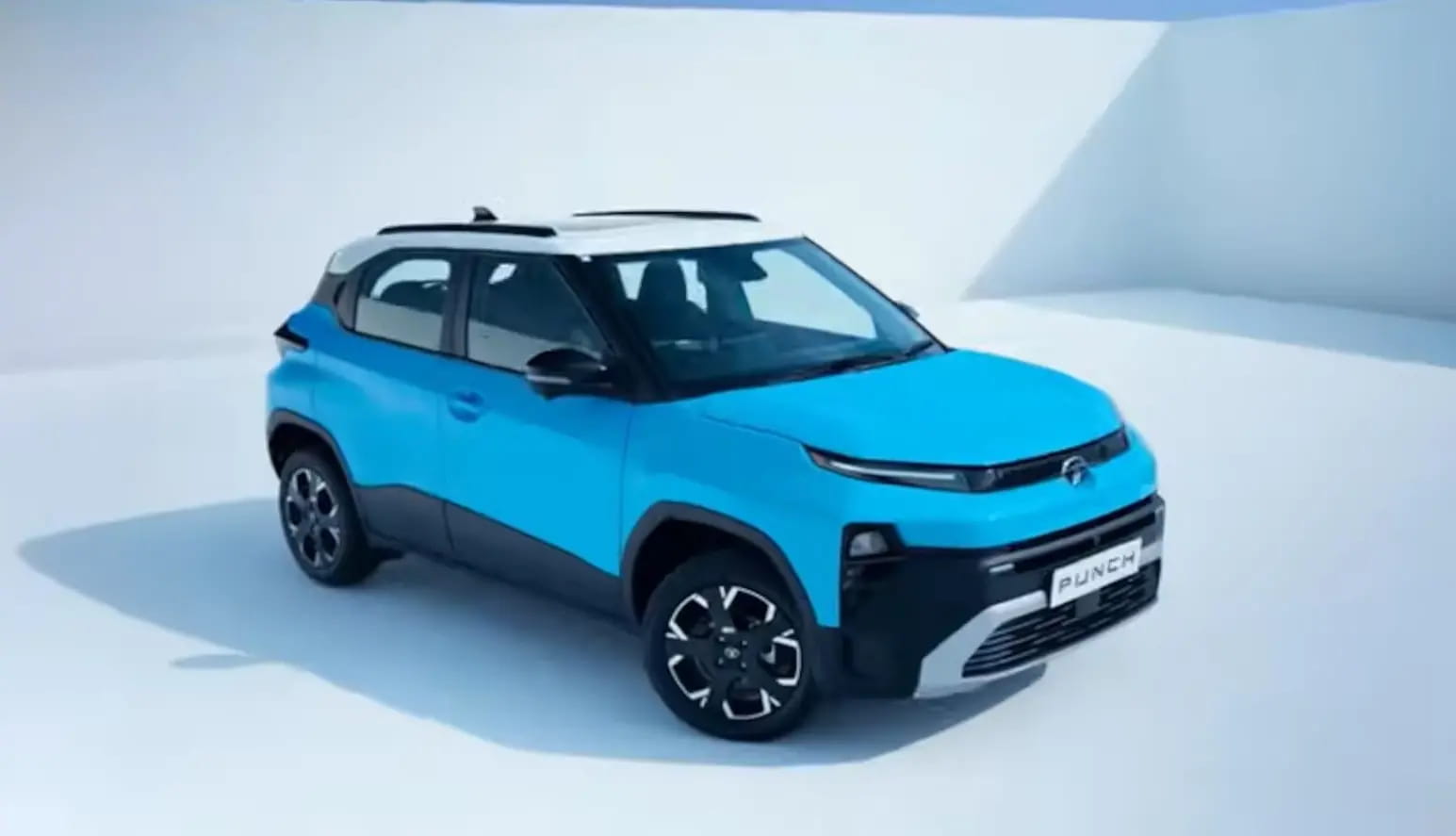नई SUV लॉन्च, नई कीमत, रंगों की बड़ी रेंज, जानें सभी खासियतें
