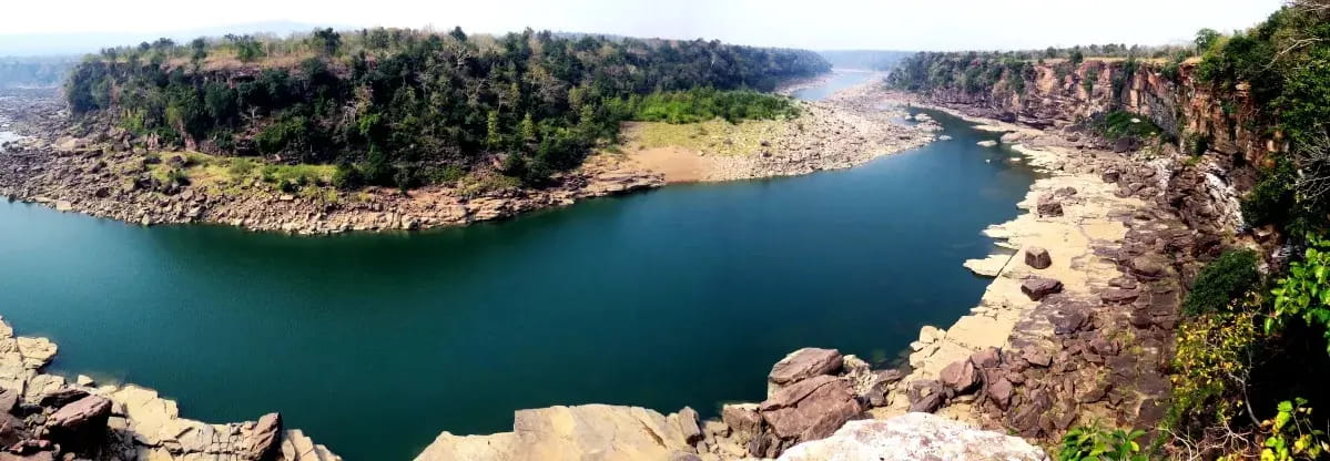 चार साल में तीन बार बदला एलाइनमेंट, टनल का प्रस्ताव रिजेक्ट, अब बनेगी नहर