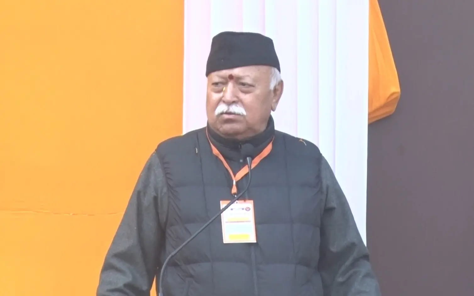 भारत को अग्रणी बनाने मौलिक कर्तव्यों का पालन आवश्यक