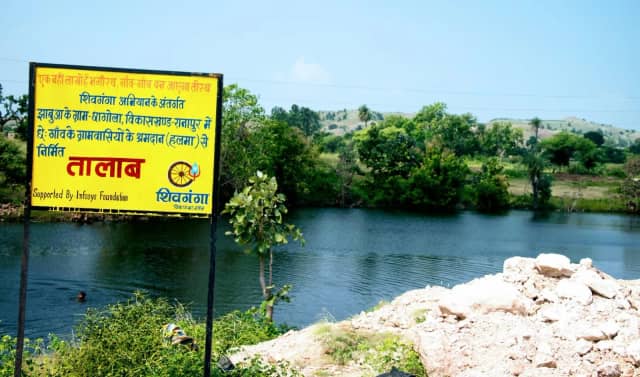 भील आदिवासियों की ‘हलमा’ परंपरा ने बदली झाबुआ-आलीराजपुर की सूरत