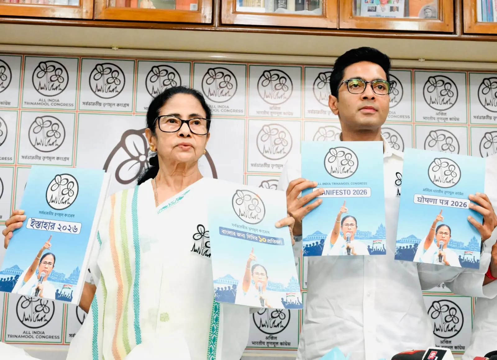 लक्ष्मी भंडार, युवाओं को रोजगार और द्वारे चिकत्सा जैसी '10 प्रतिज्ञाओं' के साथ चुनाव मैदान में 'दीदी'