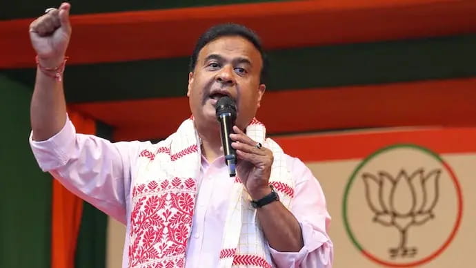 कांग्रेस पर भड़के हिमंत बिस्वा सरमा, कहा- मुझे जेल भेजने गांधी परिवार को नया जन्म लेना पड़ेगा