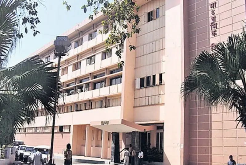 गलत एडमिशन दिया तो प्राचार्य पर लगेगा प्रति स्टूडेंट 5 हजार का जुर्माना