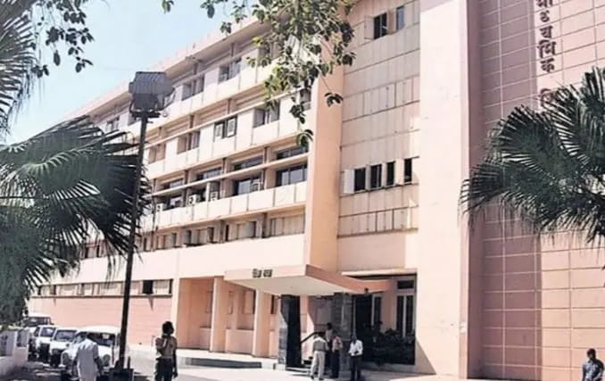 एमपी बोर्ड के स्कूलों को चार माह बाद भी नहीं मिल पाए 'योग्य' शिक्षक