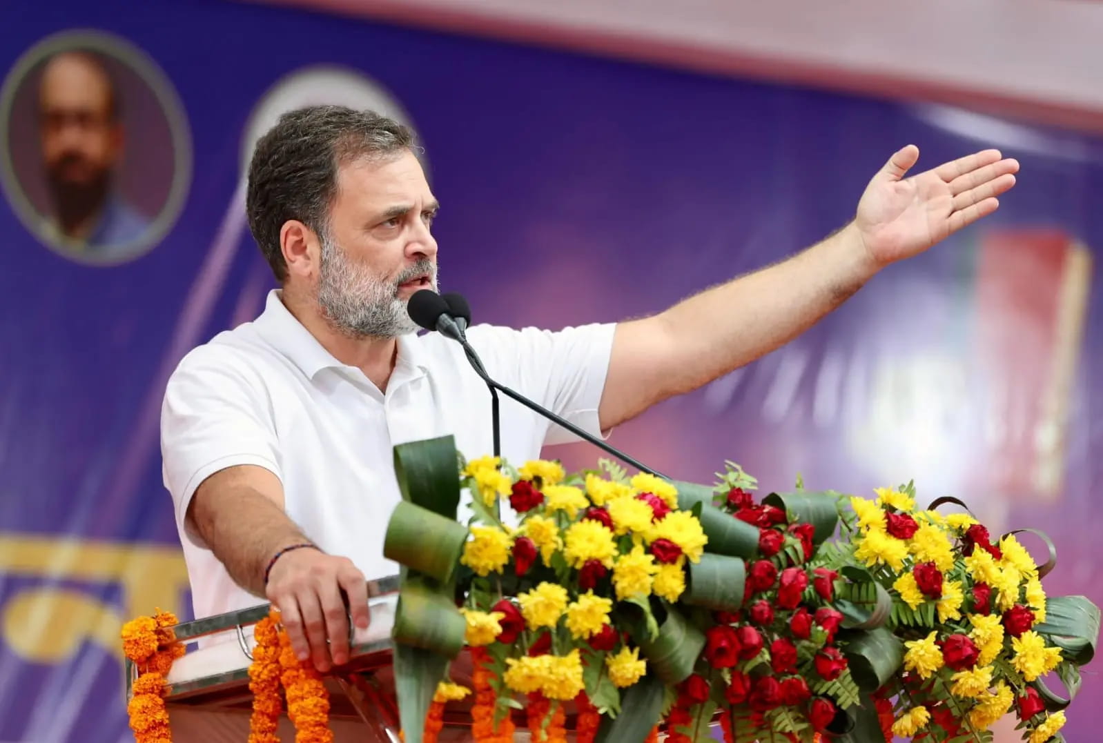 राहुल गांधी ने पेश किया ‘पांच गारंटियों’ का रोडमैप, महिलाओं को हर माह 2 हजार रुपए देने का वादा