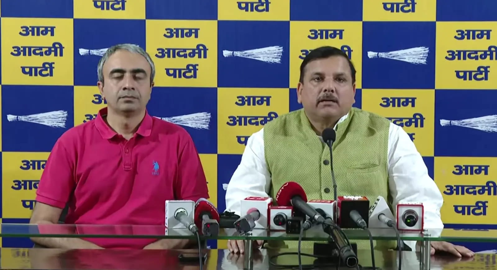 सांसदों की बगावत पर भड़के संजय सिंह, कहा- पंजाब की जनता इन गद्दारों को माफ नहीं करेगी'