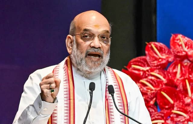 डेमोग्राफी चेंज पर हाई-लेवल कमेटी बनाई, जस्टिस नावलेकर अध्यक्ष